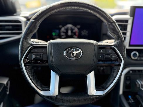 Used 2024 Toyota Tundra Platinum AWD/4WD image 11
