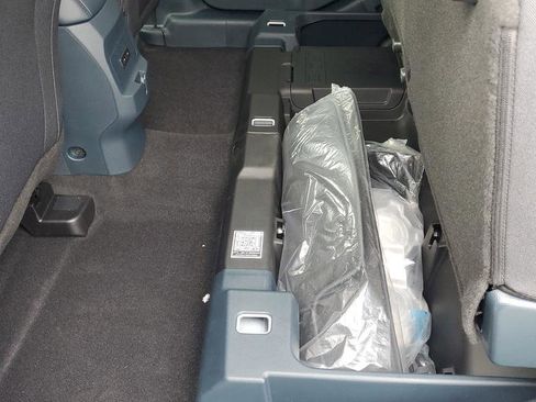 New 2025 Ford Maverick XL image 36