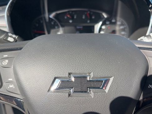 Used 2024 Chevrolet Equinox RS image 38