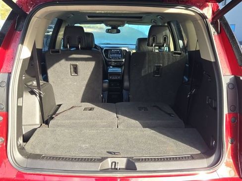 Used 2018 GMC Acadia Denali w/ Technology Package image 17