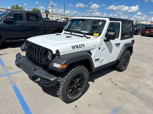 Used 2022 Jeep Wrangler Sport AWD/4WD image 12