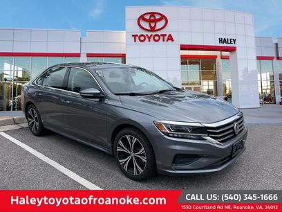 Used 2021 Volkswagen Passat 2.0T SE