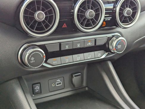 New 2025 Nissan Sentra S image 17