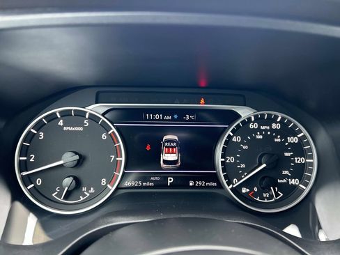 Used 2023 Nissan Rogue S image 26