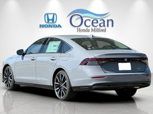 New 2025 Honda Accord Touring image 3