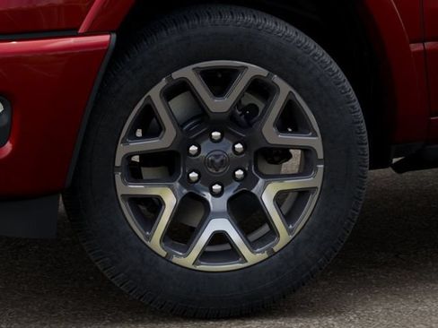 Used 2026 RAM 1500 Laramie AWD/4WD image 8