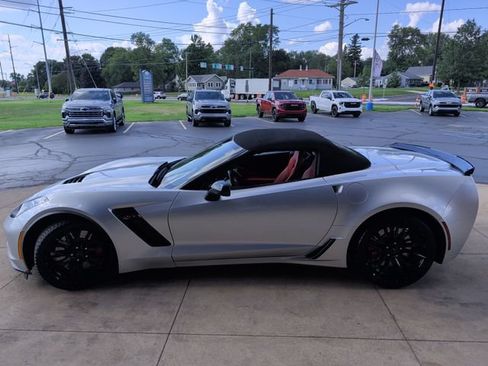 Used 2016 Chevrolet Corvette Z06 w/ 3LZ Preferred Equipment Group RWD image 4