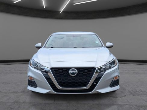 Used 2020 Nissan Altima 2.5 S FWD image 2