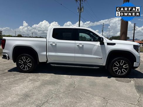 Used 2025 GMC Sierra 1500 AT4 w/ AT4 Premium Package AWD/4WD image 2