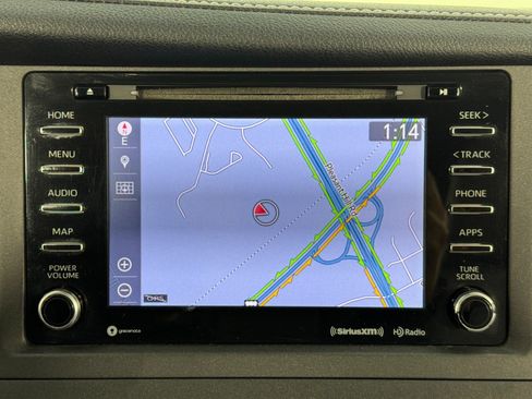 Used 2018 Toyota Sienna XLE Premium image 24