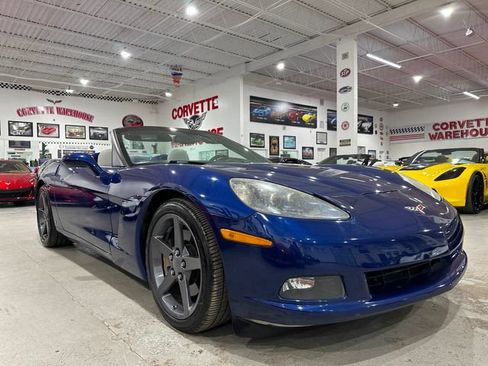 Used 2006 Chevrolet Corvette Convertible w/ Preferred Equipment Group RWD image 5
