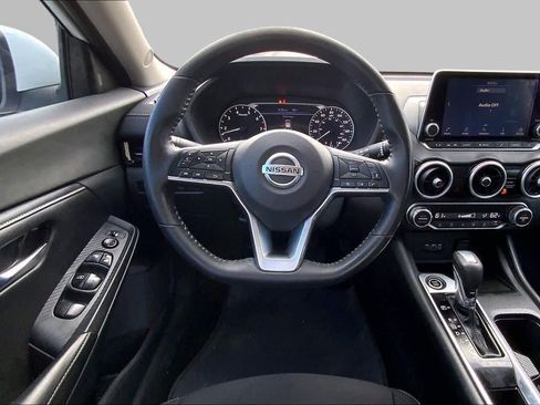 Used 2020 Nissan Sentra SV FWD image 6