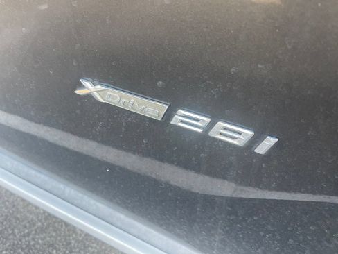 Used 2016 BMW X1 xDrive28i AWD/4WD image 6