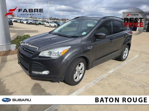 Used 2015 Ford Escape SE w/ Equipment Group 201A image 1