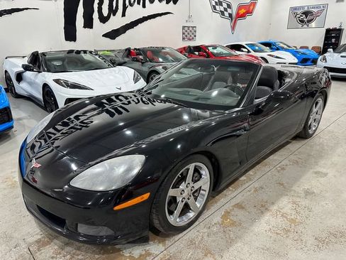 Used 2007 Chevrolet Corvette Convertible w/ Preferred Equipment Group RWD image 32