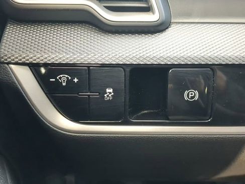 Used 2024 Kia Sportage LX image 25