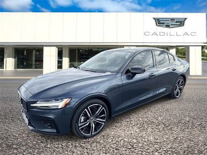 Used 2022 Volvo S60 T8 R-Design Expression w/ Advanced Package
