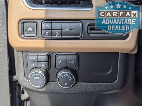 Used 2024 Chevrolet Tahoe Premier AWD/4WD image 14