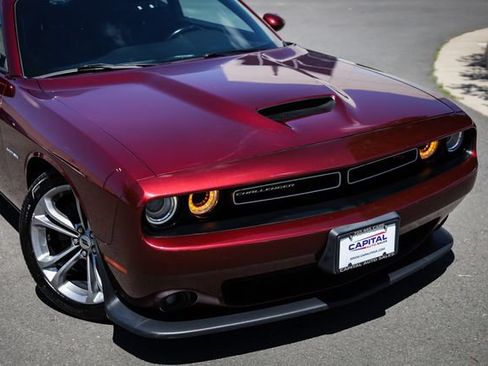 Used 2020 Dodge Challenger R/T RWD image 8