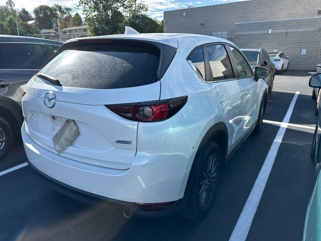 Used 2017 MAZDA CX-5 Sport AWD/4WD image 4