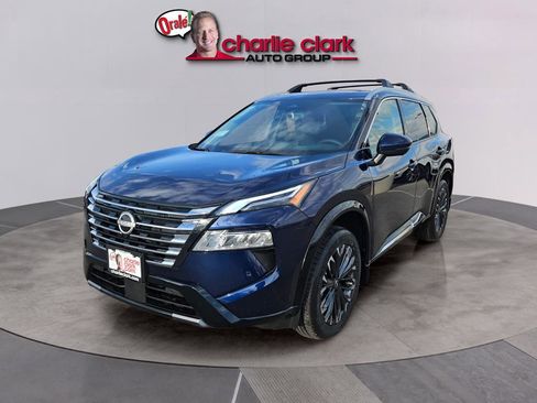 New 2026 Nissan Rogue Platinum w/ Platinum Premium Package AWD/4WD image 9