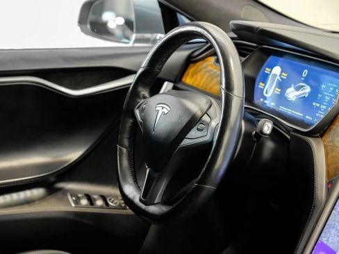 Used 2018 Tesla Model S 100D AWD/4WD image 19