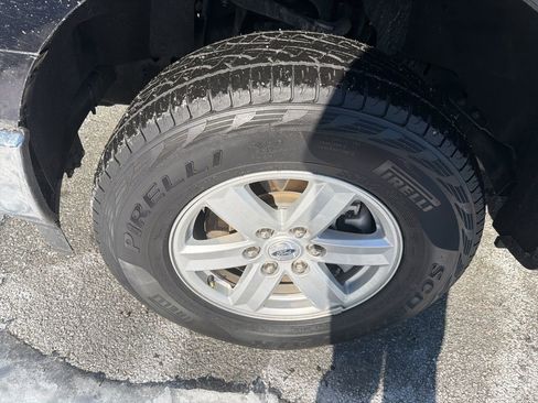 Used 2022 Ford F150 XLT w/ Equipment Group 301A Mid image 11