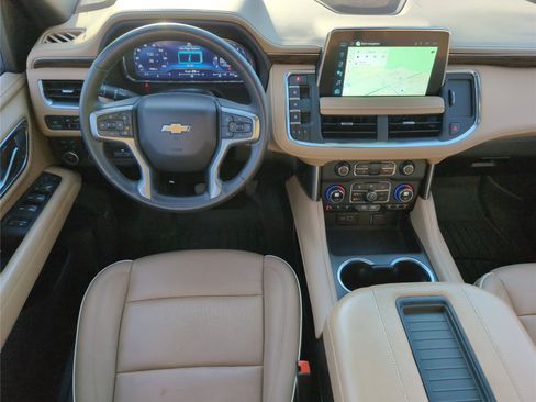 Used 2023 Chevrolet Suburban Premier w/ Premium Package image 24