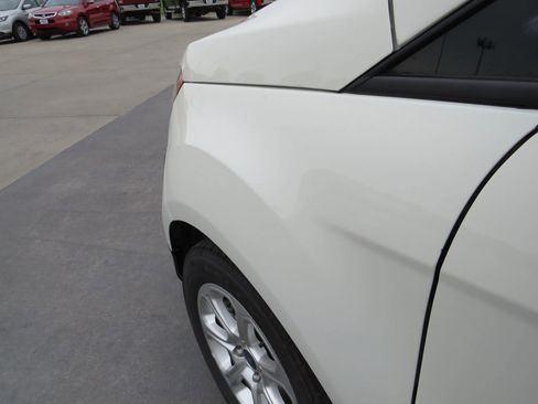 Used 2020 Ford EcoSport SE w/ SE Convenience Package image 29