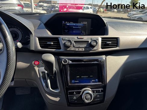 Used 2016 Honda Odyssey EX-L image 21