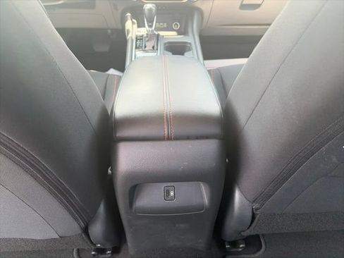 Used 2024 Nissan Sentra SR FWD image 13