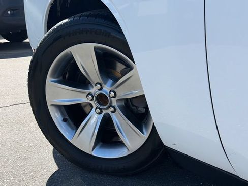 Used 2019 Dodge Challenger SXT RWD image 12