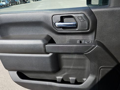 New 2026 GMC Sierra 2500 Pro w/ Convenience Package image 12