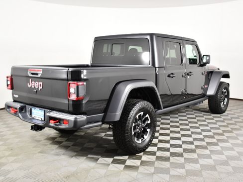Used 2026 Jeep Gladiator Rubicon AWD/4WD image 6
