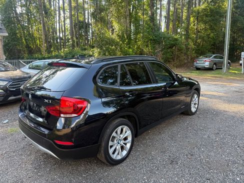 Used 2013 BMW X1 xDrive28i w/ Premium Pkg AWD/4WD image 6
