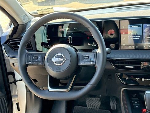 New 2026 Nissan Kicks SR w/ SR Premium Package image 15