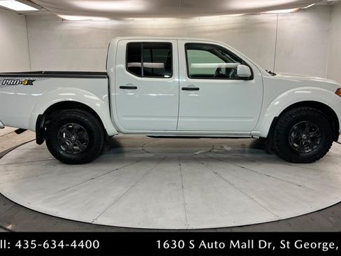 Used 2018 Nissan Frontier PRO-4X AWD/4WD image 6