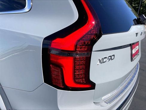 New 2027 Volvo XC90 B6 Plus AWD/4WD image 24