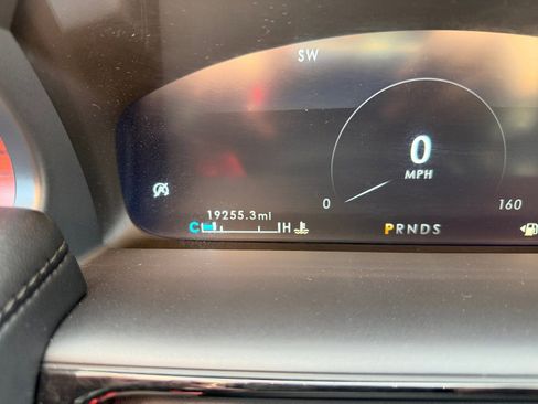 Certified 2023 Lincoln Nautilus Reserve w/ Luxury Package image 16