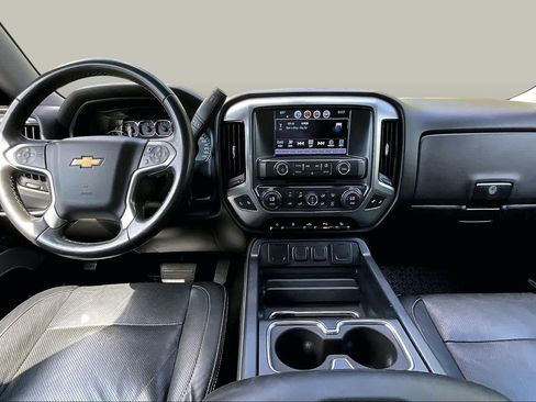 Used 2017 Chevrolet Silverado 1500 LT w/ Midnight Edition AWD/4WD image 16