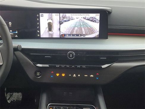 Certified 2025 Nissan Murano SL image 30