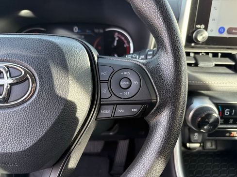 Used 2023 Toyota RAV4 XLE image 25