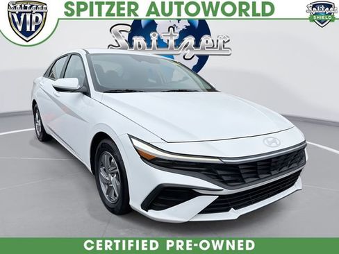 Used 2024 Hyundai Elantra SE image 1