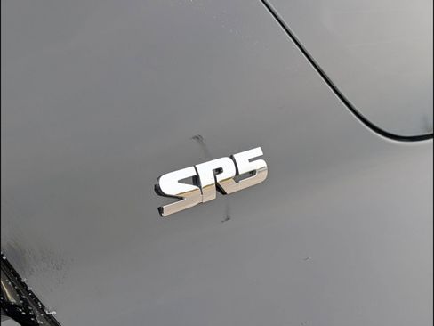 Used 2022 Toyota 4Runner SR5 Premium image 8