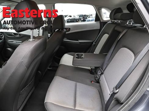 Used 2019 Hyundai Kona SE image 20