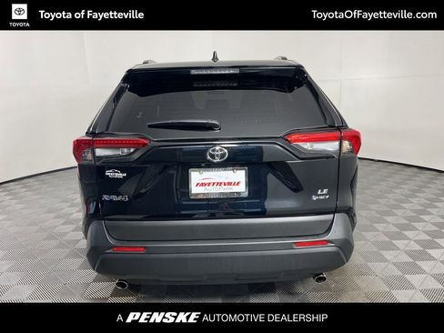 Certified 2025 Toyota RAV4 LE AWD/4WD image 4