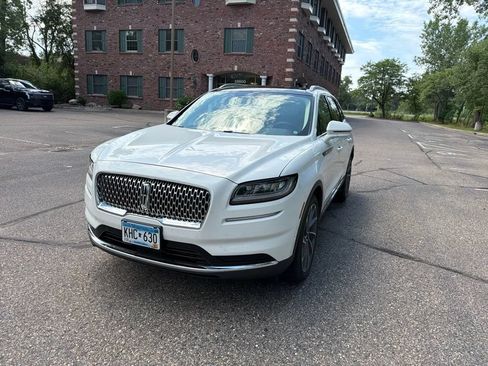 Used 2022 Lincoln Nautilus Reserve w/ Equipment Group 201A AWD/4WD image 6