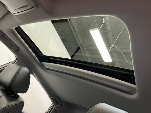 Certified 2024 Acura Integra image 10