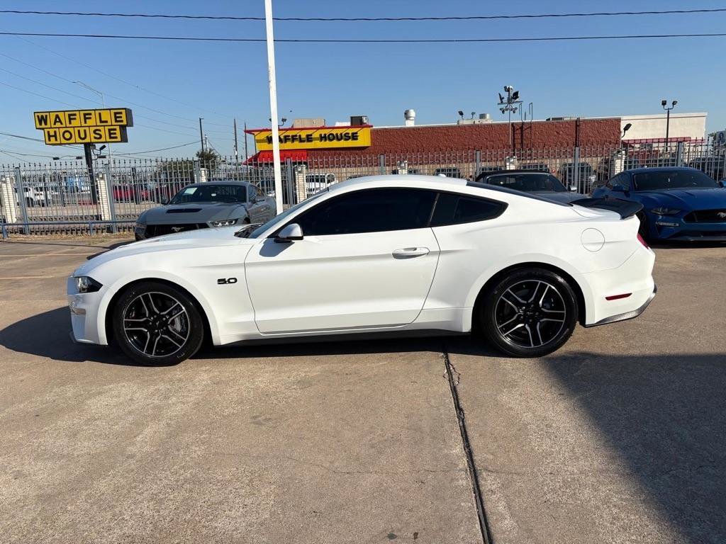 Used 2018 Ford Mustang GT Premium RWD image 2