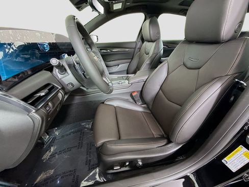 New 2026 Cadillac CT5 V w/ LPO, ONYX Package AWD/4WD image 21